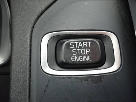 2016 Volvo XC60 T6 Drive-E R-Design Platinum