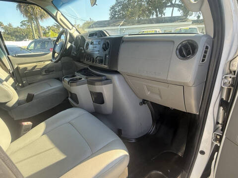 2013 Ford E-Series E-250