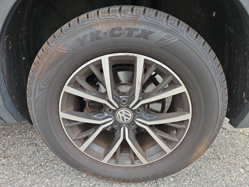 2021 Volkswagen Tiguan SE