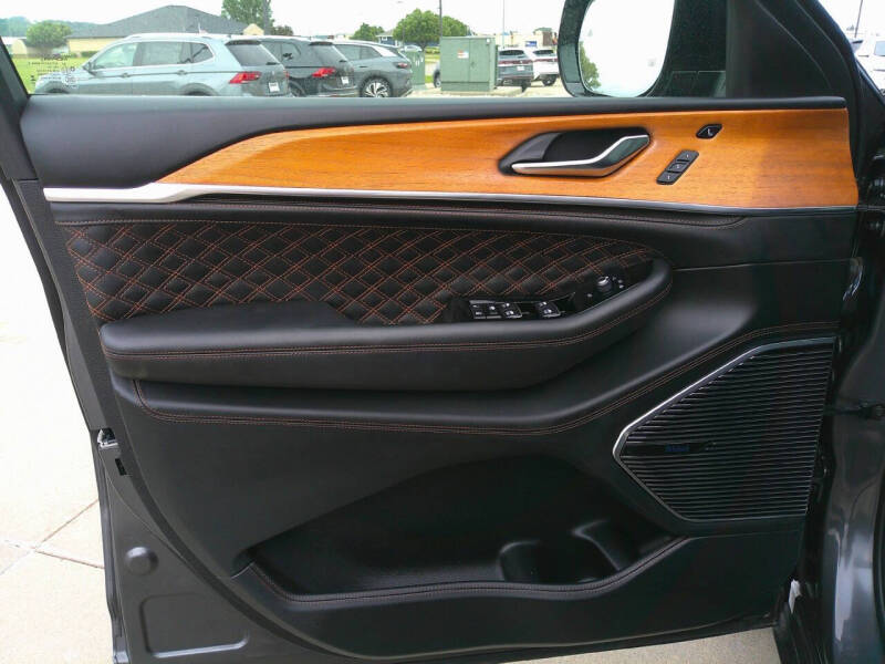 2023 Jeep Grand Cherokee L Summit Reserve