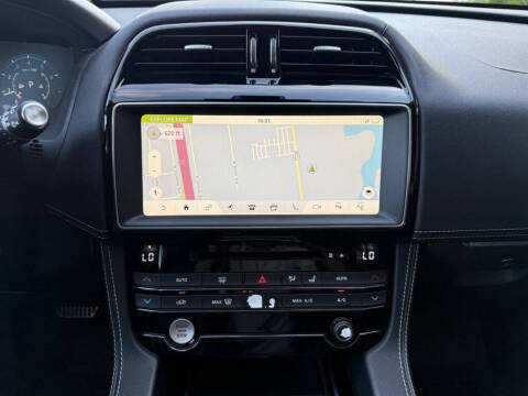 2017 Jaguar F-PACE S