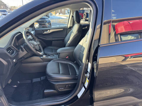 2022 Ford Escape Hybrid SEL