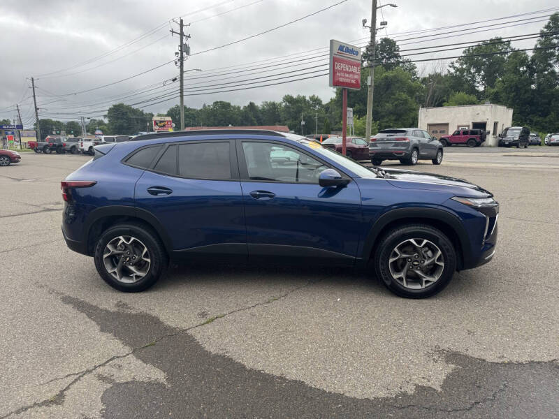2024 Chevrolet Trax LT