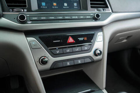 2018 Hyundai Elantra