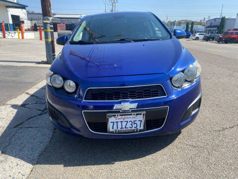 2013 Chevrolet Sonic LT Auto