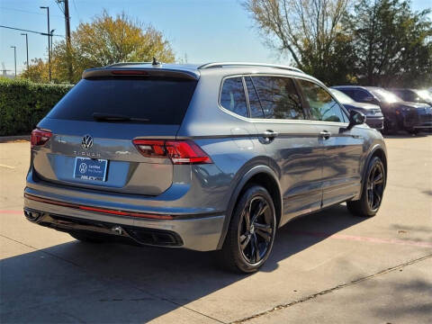 2024 Volkswagen Tiguan SE R-Line Black