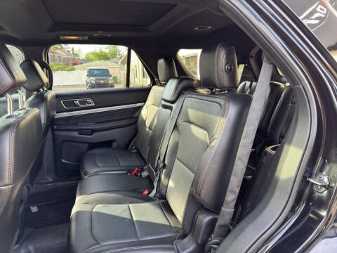 2017 Ford Explorer Sport