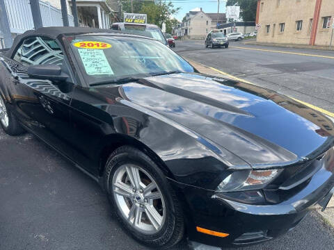 2012 Ford Mustang V6 Premium