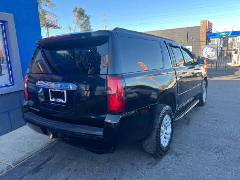 2015 Chevrolet Suburban LT