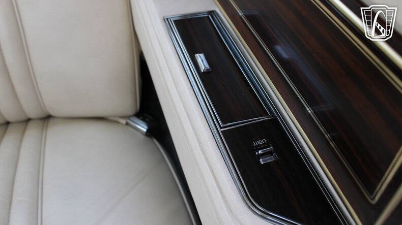 1982 Lincoln Mark VI