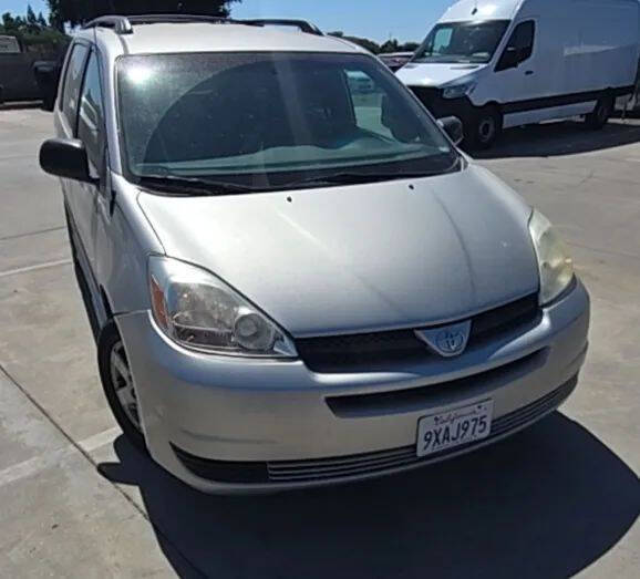 2004 Toyota Sienna
