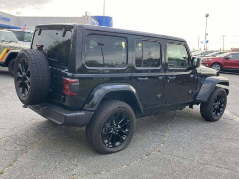 2025 Jeep Wrangler Sahara 4xe