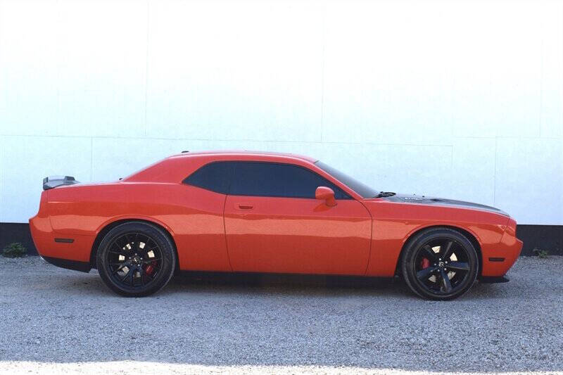 2010 Dodge Challenger SRT8