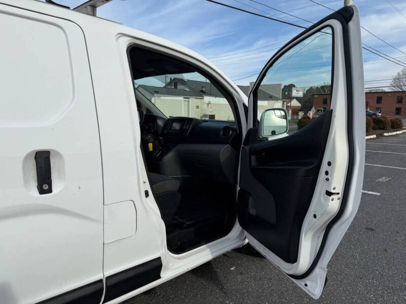2017 Nissan NV200