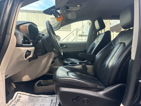 2018 Chrysler Pacifica Touring L