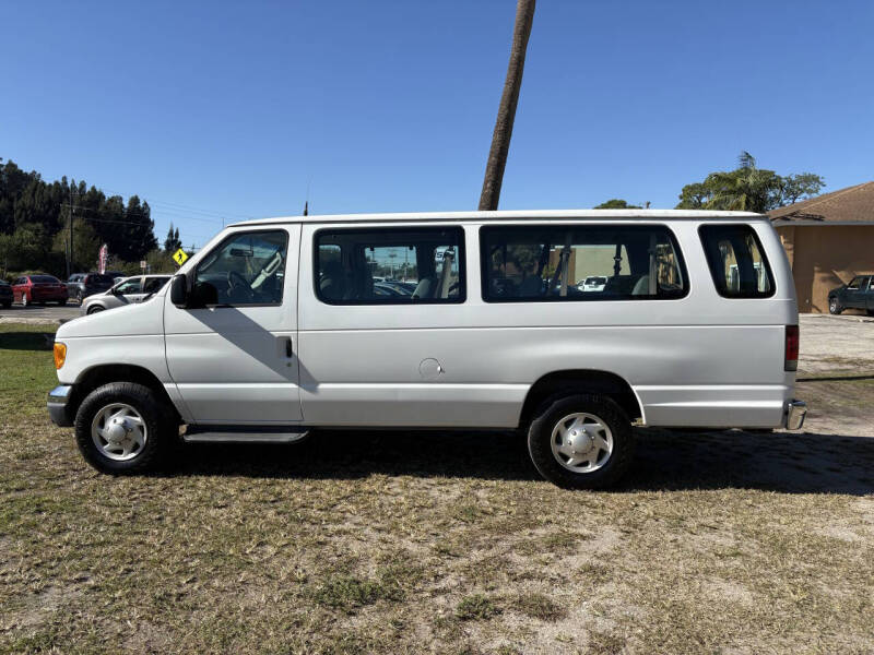 2007 Ford E-Series E-350 SD XLT