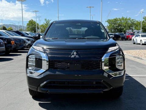 2026 Mitsubishi Outlander LE