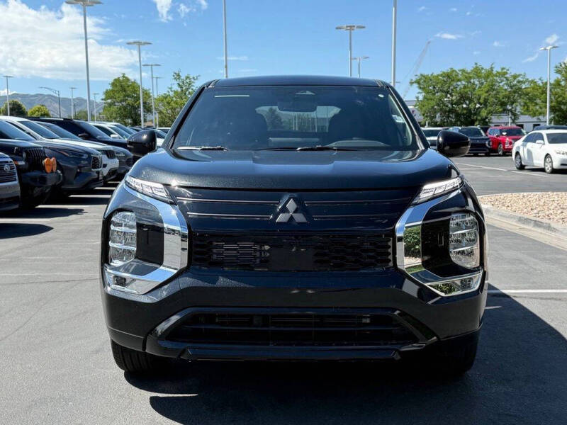 2026 Mitsubishi Outlander LE