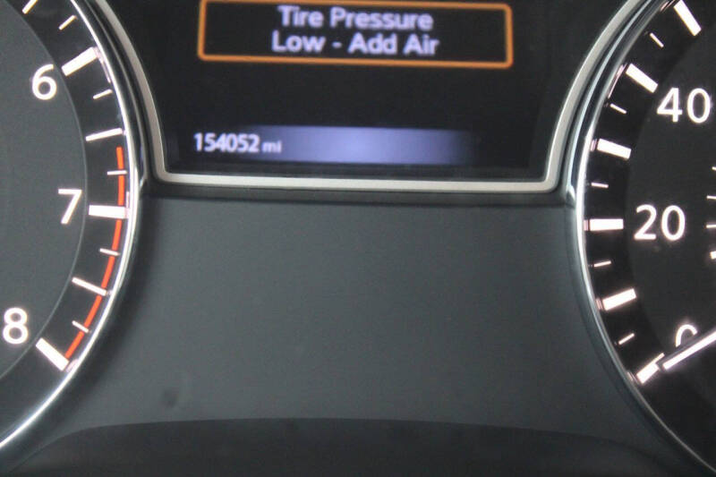 2017 Nissan Pathfinder Platinum