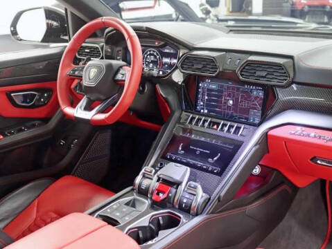 2022 Lamborghini Urus
