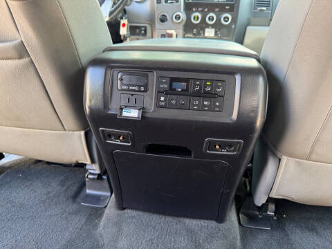 2015 Toyota Sequoia Platinum