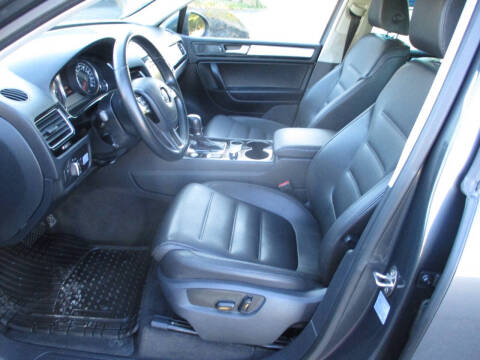 2014 Volkswagen Touareg TDI Sport