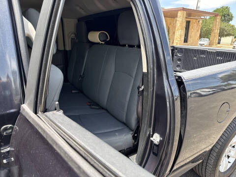 2016 RAM 1500 SLT