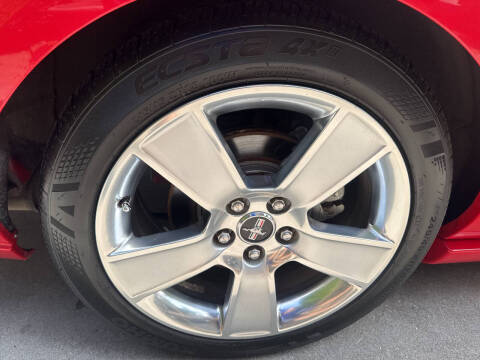 2006 Ford Mustang GT Deluxe