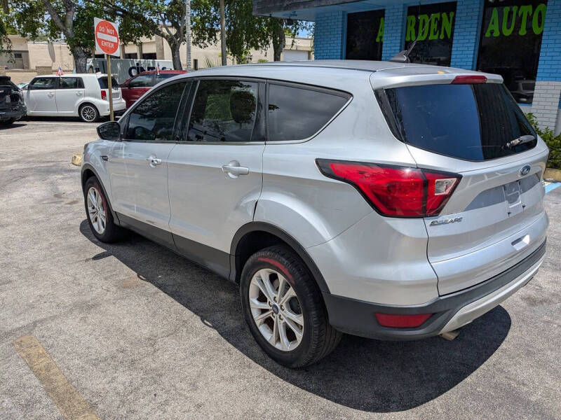 2019 Ford Escape SE