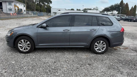 2016 Volkswagen Golf SportWagen