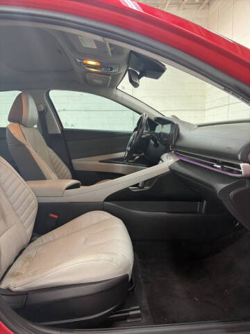 2022 Hyundai Elantra