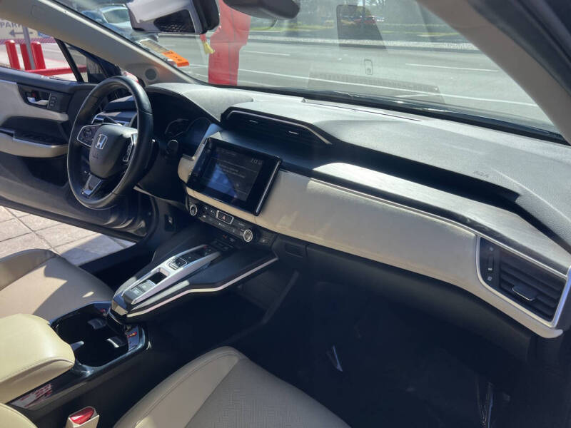 2020 Honda Clarity Plug-In Hybrid Touring