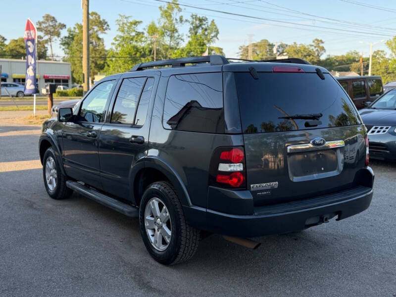 2010 Ford Explorer XLT