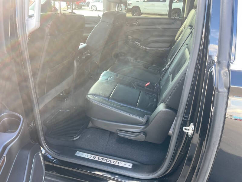 2019 Chevrolet Suburban LT