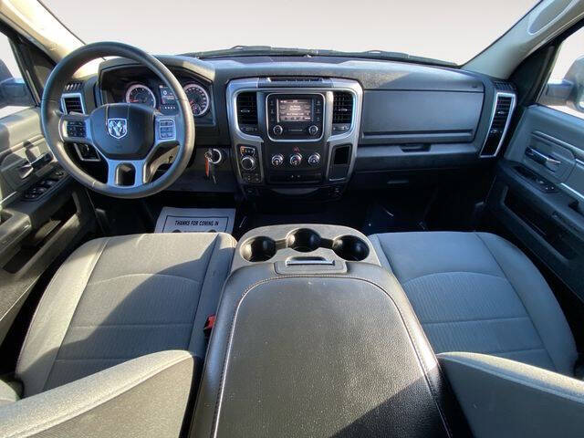 2024 RAM 1500 Classic SLT