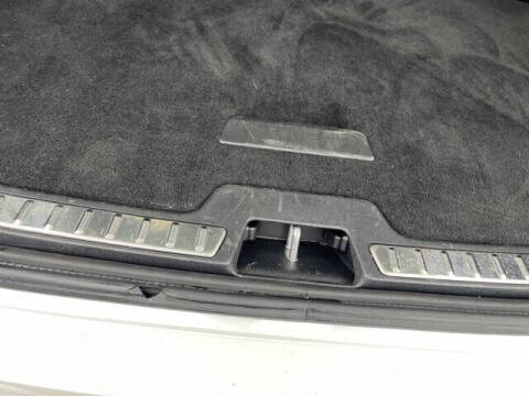 2024 Volvo XC90 Recharge T8 Ultimate Bright Theme 7P