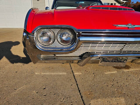 1961 Ford Thunderbird
