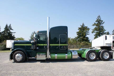 2023 Peterbilt 389