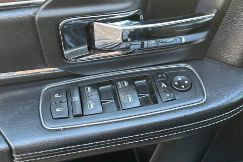 2016 RAM 1500 Laramie