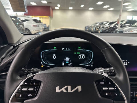 2023 Kia Niro EX Touring