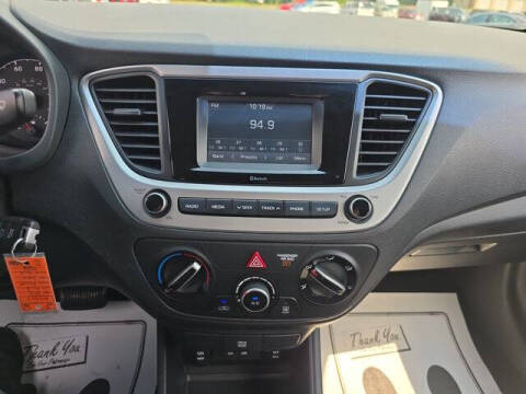 2019 Hyundai Accent SE