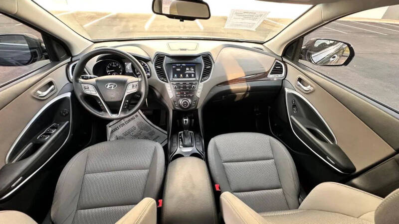 2019 Hyundai Santa Fe XL SE