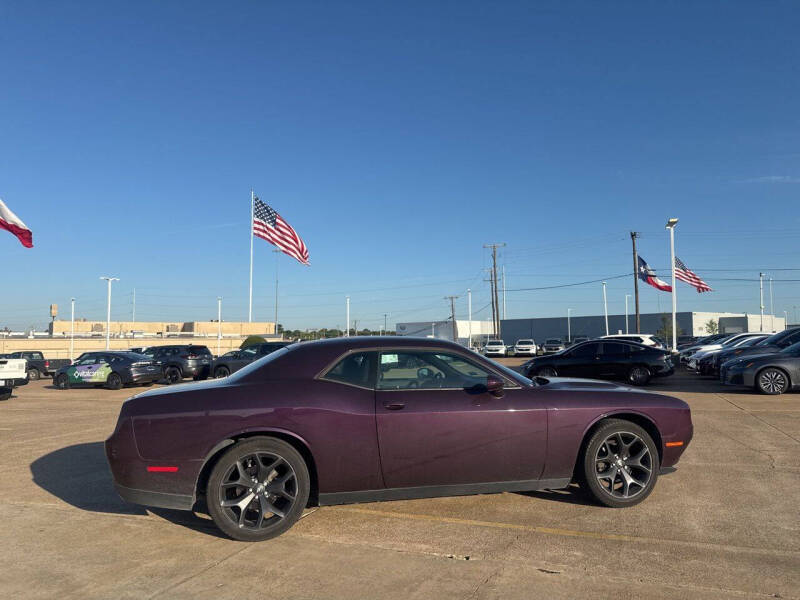 2020 Dodge Challenger SXT