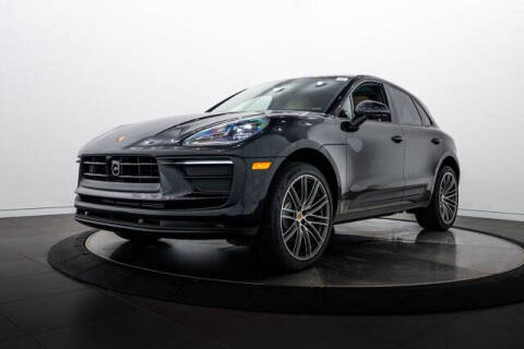 2026 Porsche Macan Base Photo