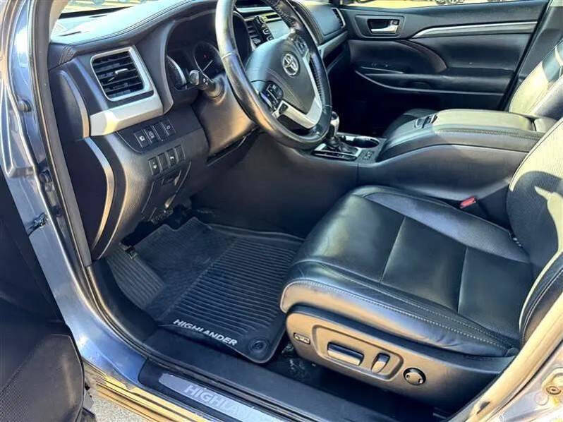 2017 Toyota Highlander