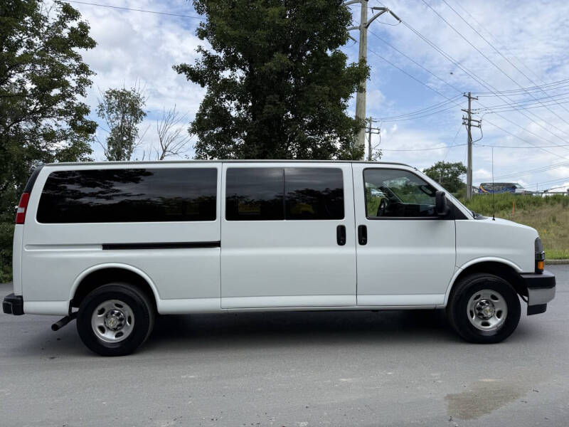 2024 Chevrolet Express LT 3500