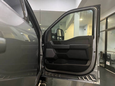 2023 Ford F-350 Super Duty Lariat