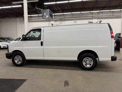 2016 Chevrolet Express 2500