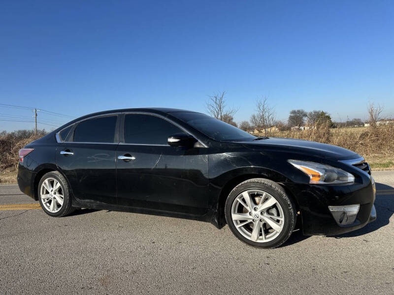 2014 Nissan Altima SV's photo