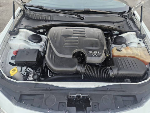 2018 Chrysler 300 Limited